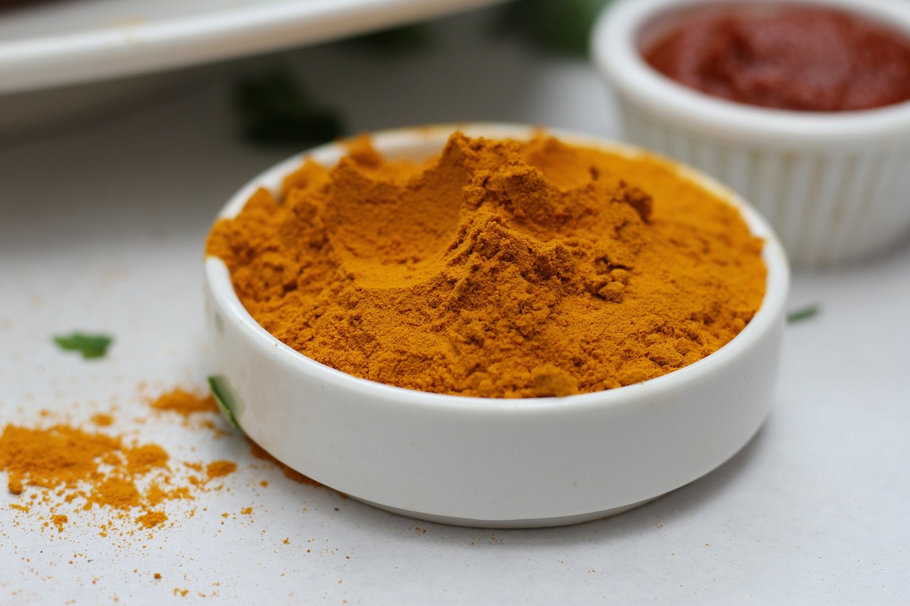 Turmeric (Curcuma longa)