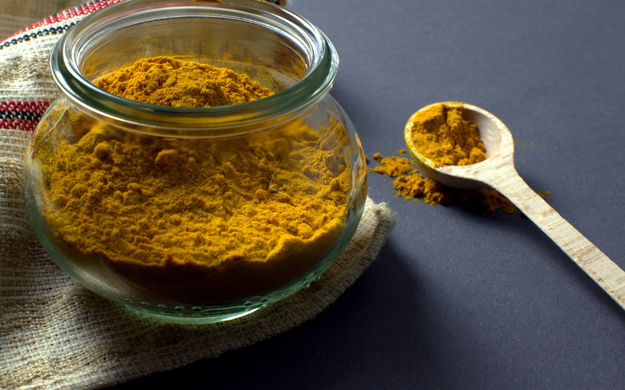 What Is Turmeric?

aayushii.com